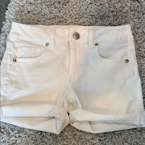 White American Eagle outfitters jean shorts